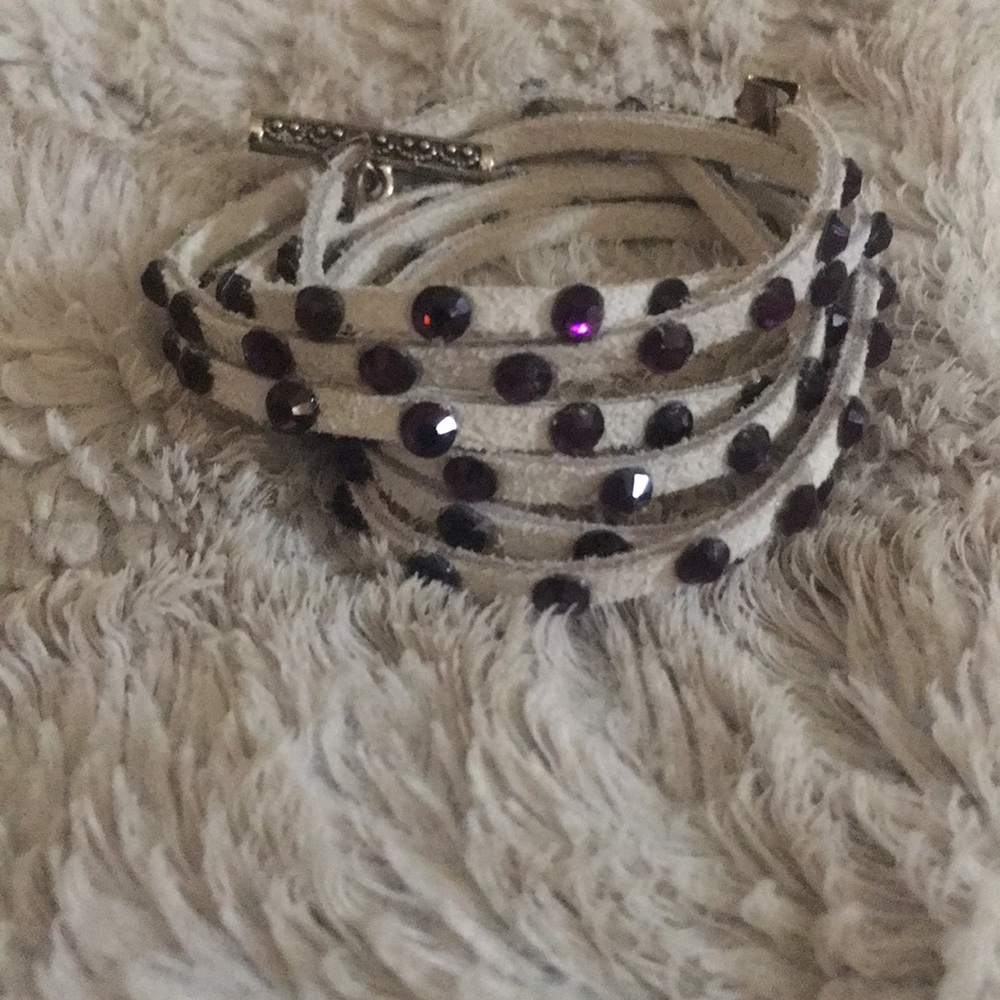 White Leather bracelet with Swarovski crystals